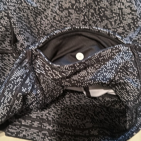 Lululemon tights - Picture 5 of 5